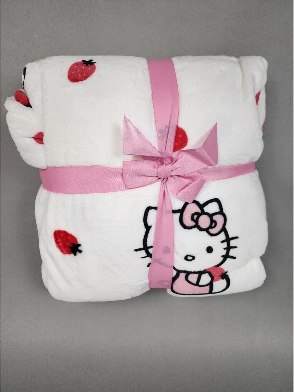 PINK Victorias Secret 🚨hello kitty